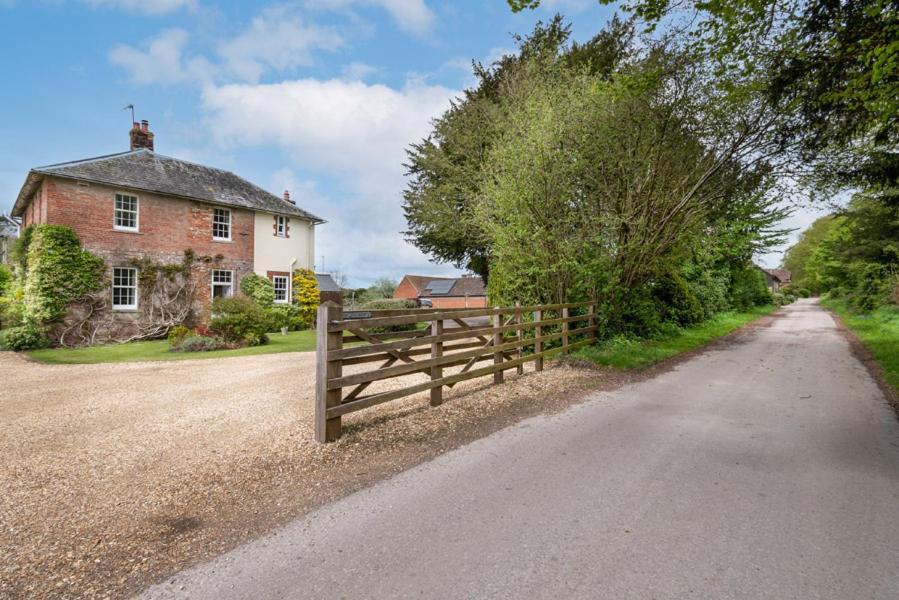 Home Farm Boreham ワーミンスター エクステリア 写真